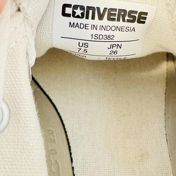 Converse Shoes Men 7.5 White Canvas All Star React 2.0 Footbed High Top Cat Face - Picture 12 of 13